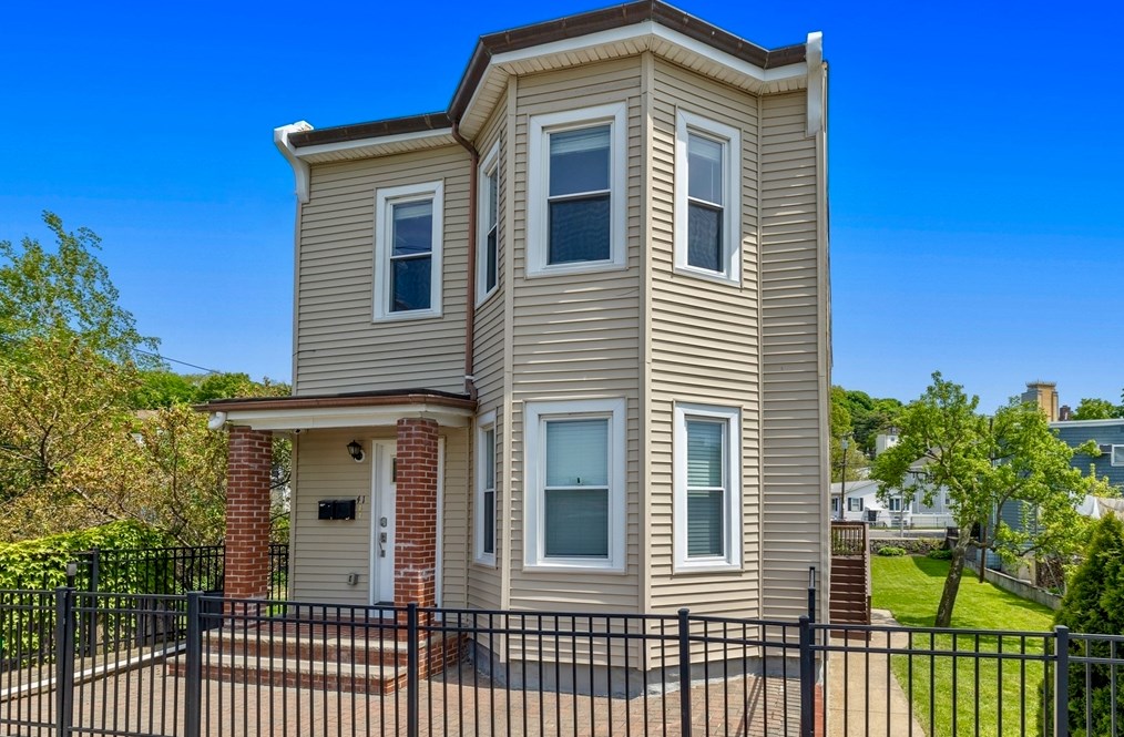 41 Boardman St, Boston MA  exterior