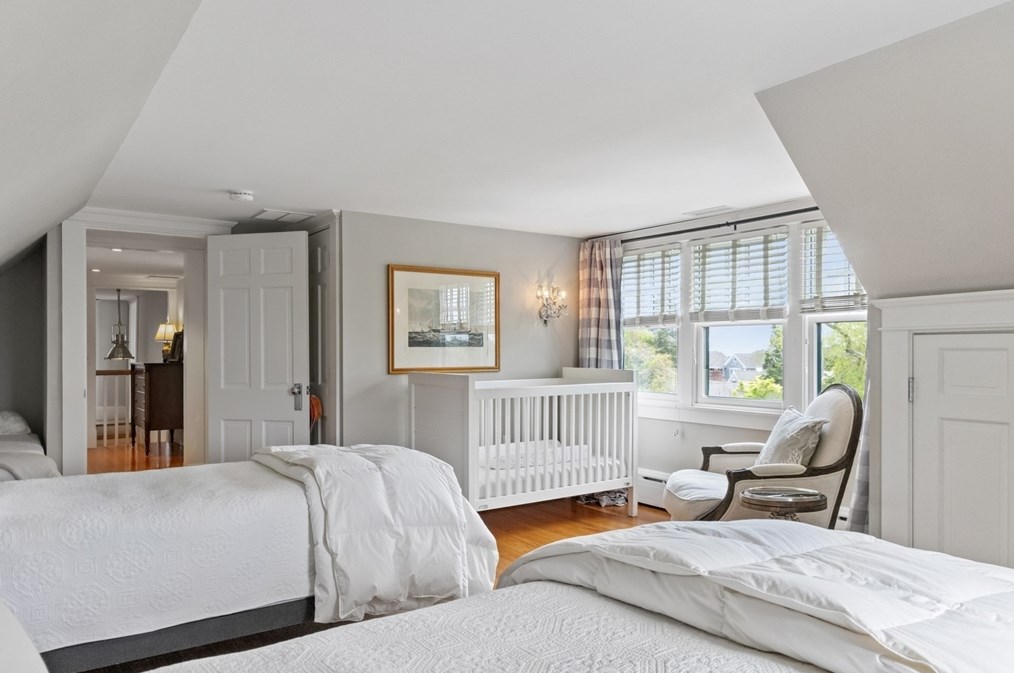 51 Briar Spg Rd, Orleans MA 02653-3707 exterior