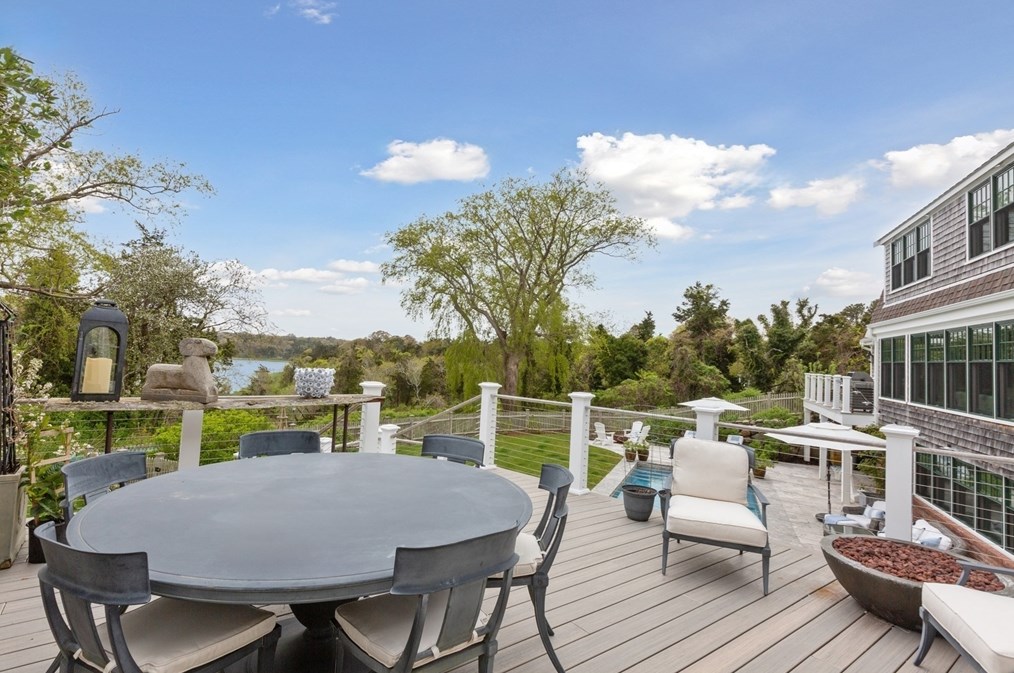 51 Briar Spg Rd, Orleans MA 02653-3707 exterior