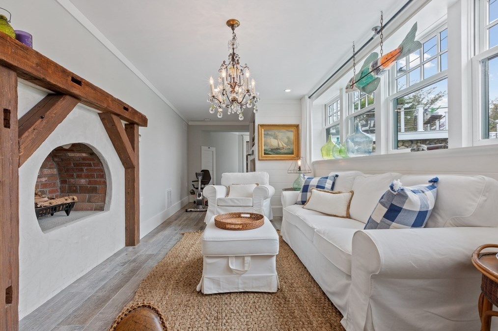 51 Briar Spg Rd, Orleans MA 02653-3707 exterior