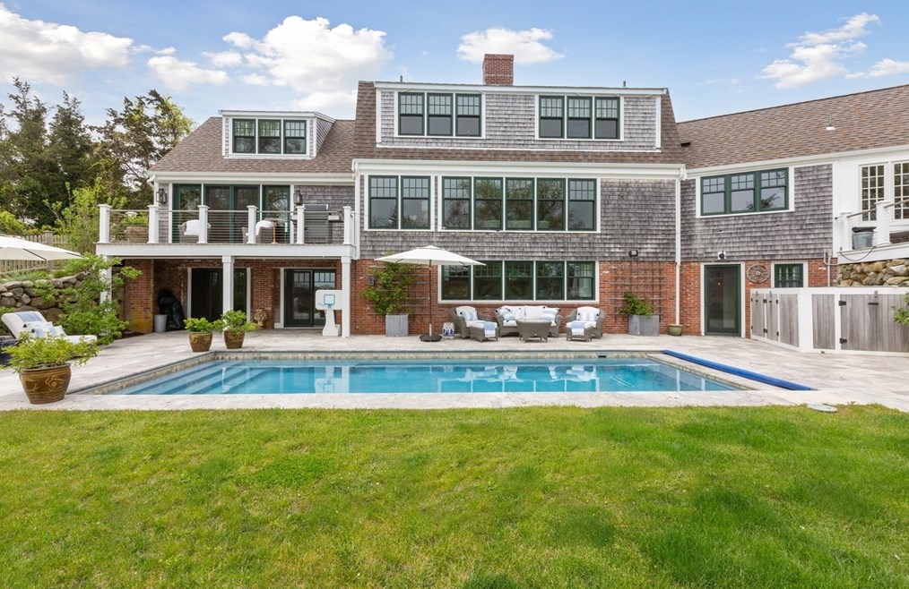 51 Briar Spg Rd, Orleans MA 02653-3707 exterior