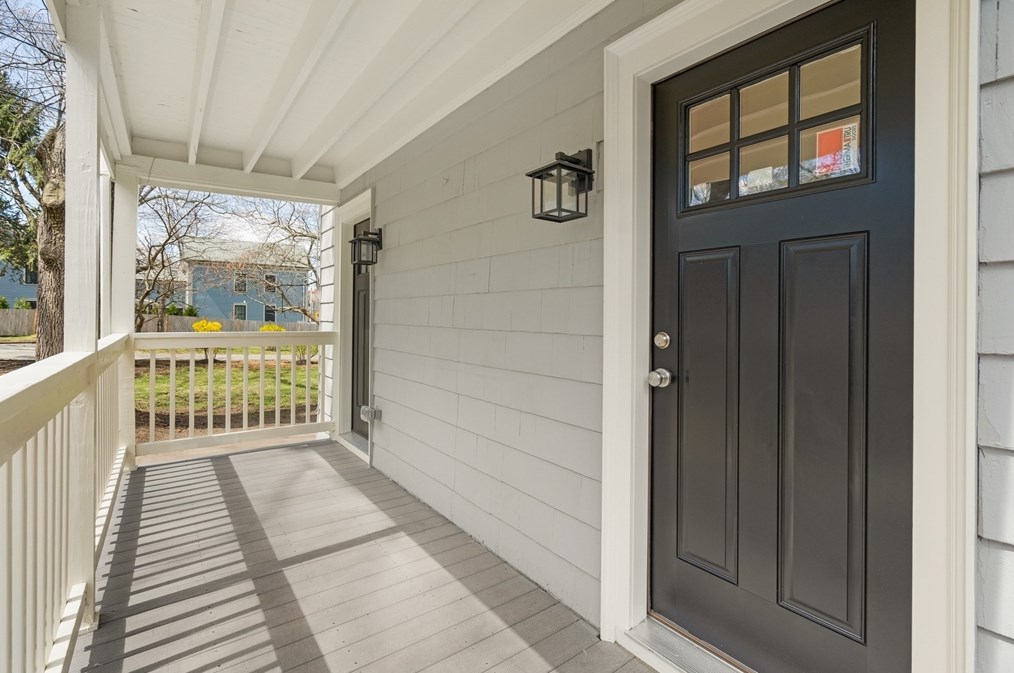 322 Newtonville Ave, Newton MA 02460-2012 exterior