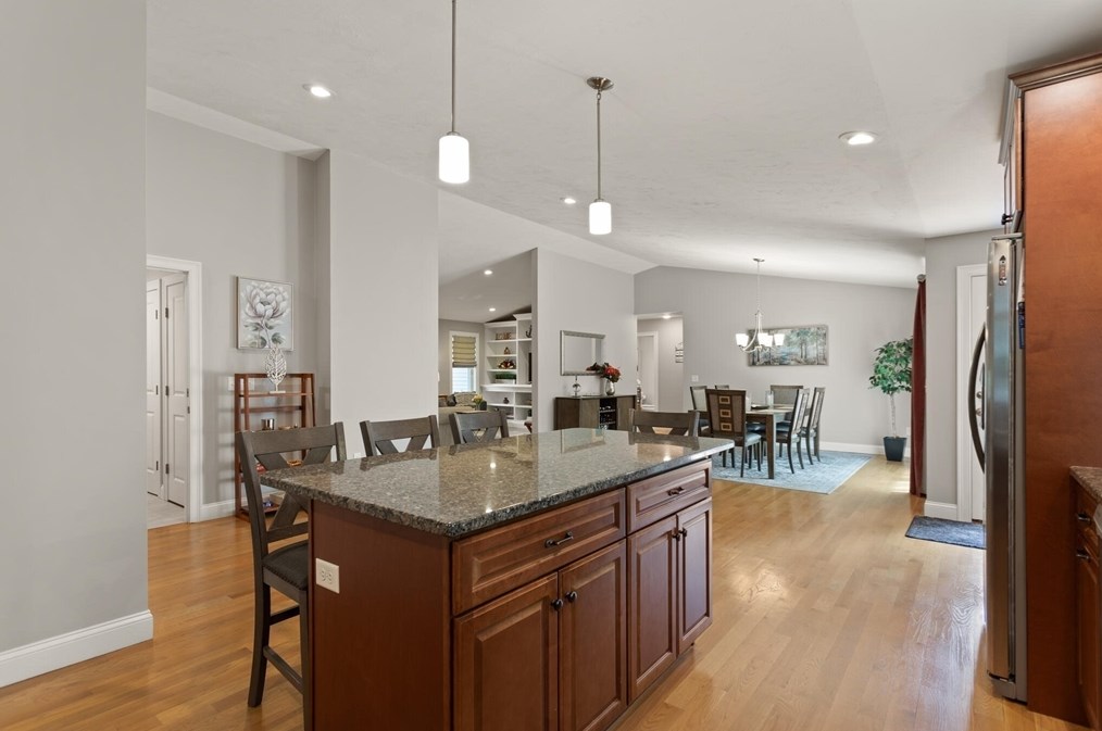 846 Caswell St, Taunton MA  02718-1121 exterior