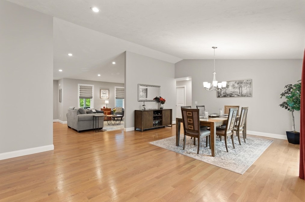 846 Caswell St, Taunton MA  02718-1121 exterior