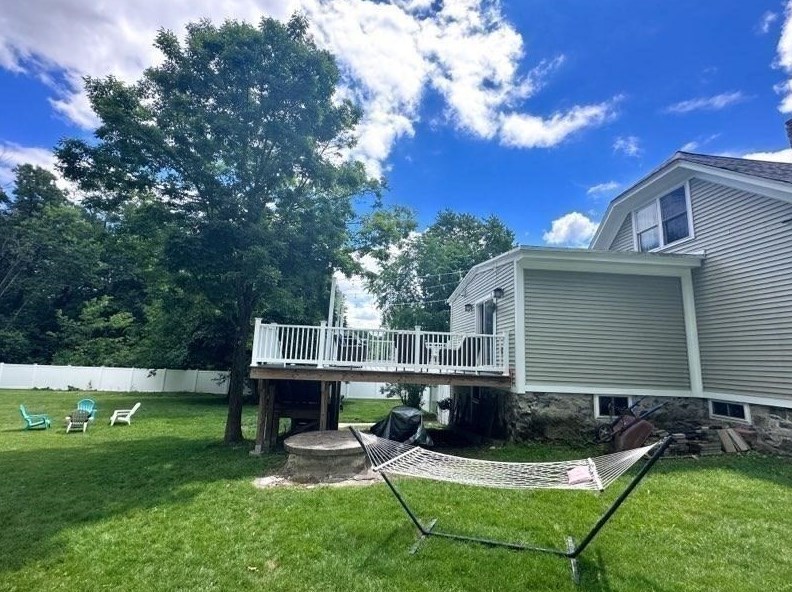 35 Parham Rd, Tyngsborough MA 01879-1237 exterior