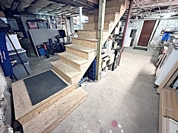 35 Parham Rd, Tyngsborough MA 01879-1237 exterior