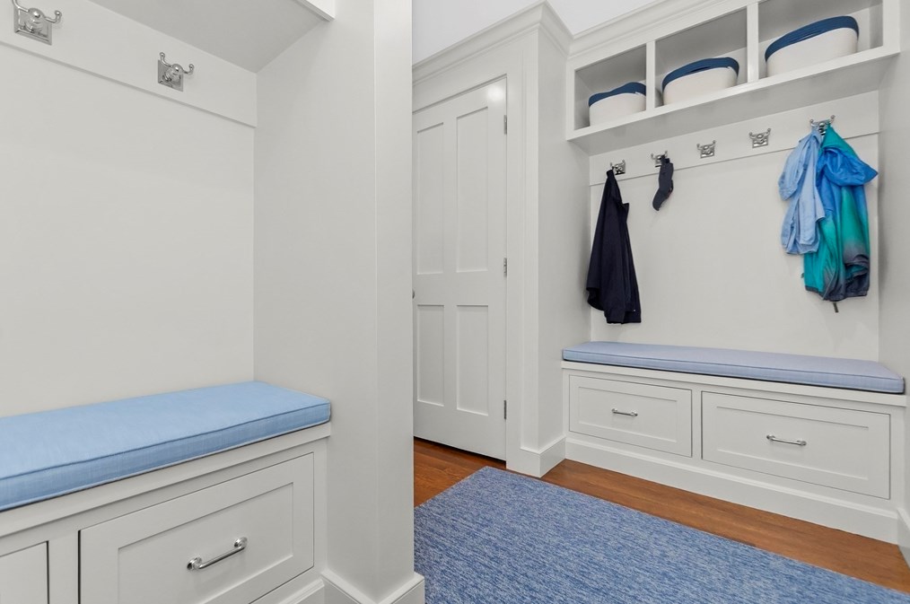 31 Chestnut Hill Ter, Boston MA exterior