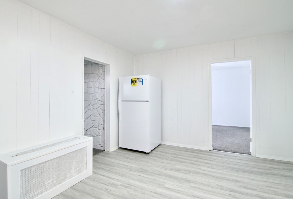 19 Greene Pl, Springfield MA  01109-4306 exterior