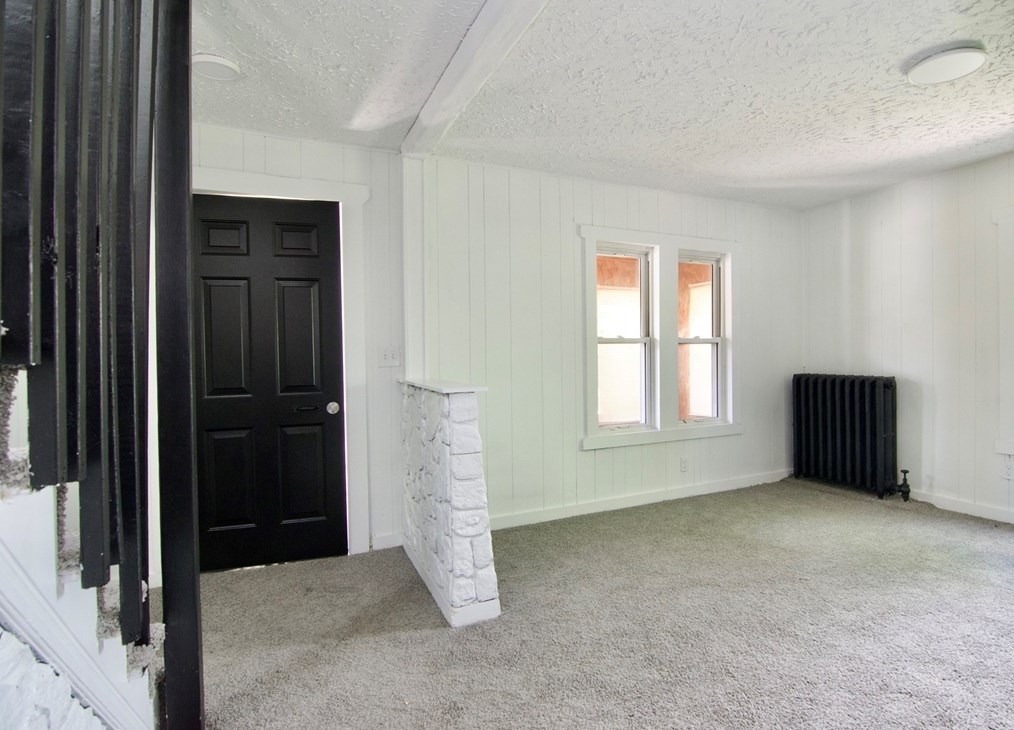 19 Greene Pl, Springfield MA  01109-4306 exterior