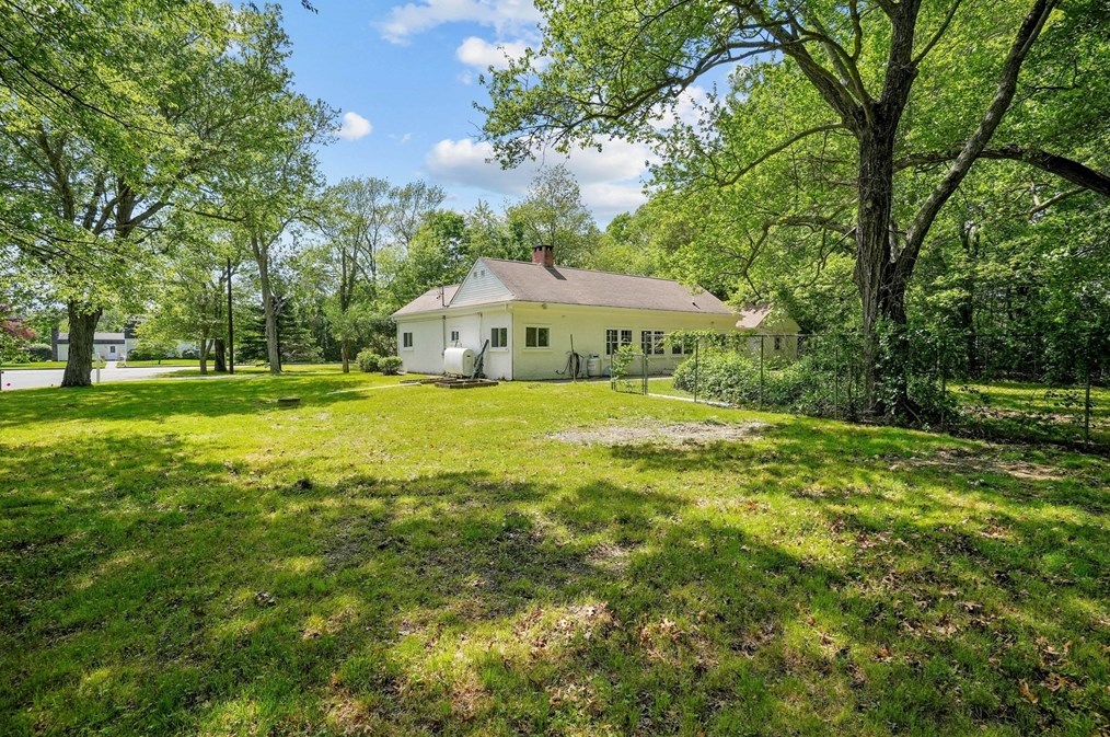 200 Olney St, Seekonk MA 02771-5712 exterior