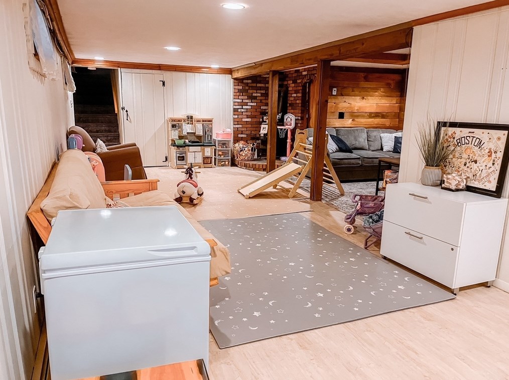 20 Woodhill Rd, Burlington MA 01803-1415 exterior