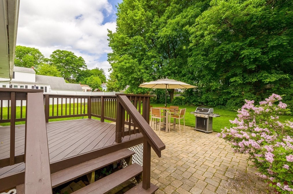 45 Douglas Rd, Gardner MA 01440-1814 exterior