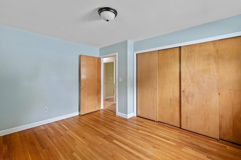 45 Douglas Rd, Gardner MA 01440-1814 exterior