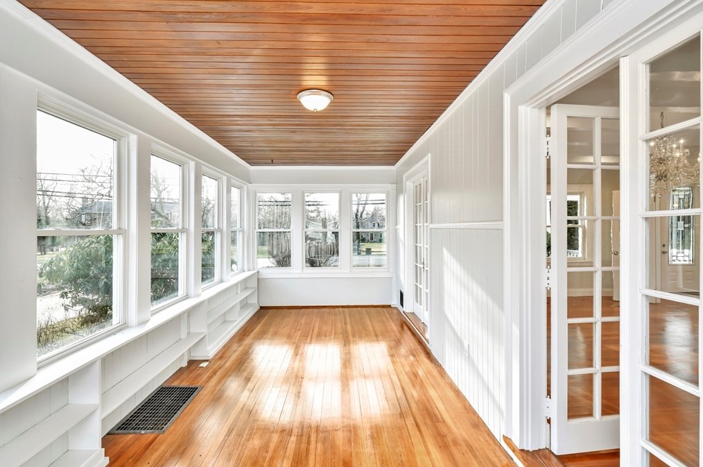 408 York St, Canton MA 02021-2446 exterior