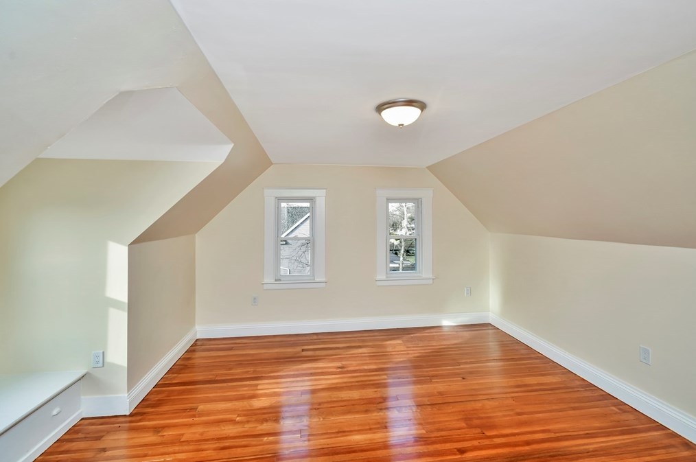 408 York St, Canton MA 02021-2446 exterior