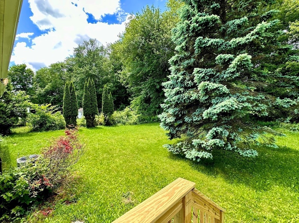 355 Ely Ave, West Springfield MA 01089-2202 exterior