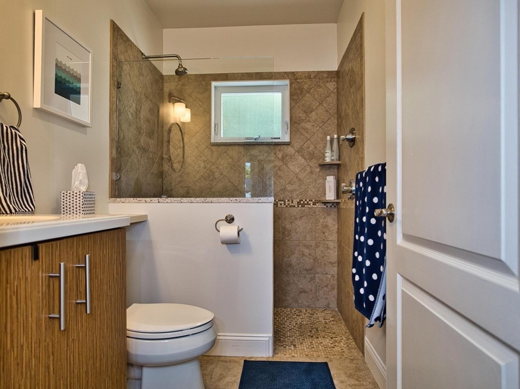 89 William St, Dartmouth MA  02748-3535 exterior