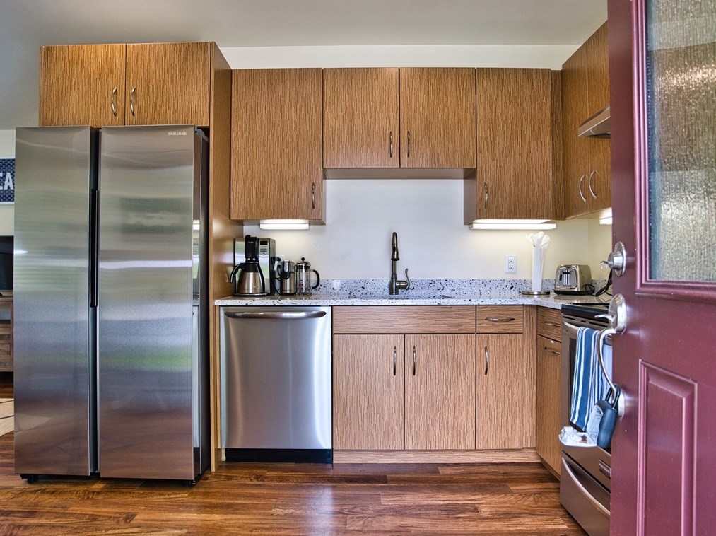 89 William St, Dartmouth MA  02748-3535 exterior