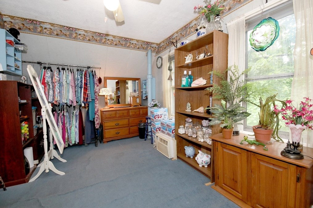 55 Brigham Pl, Whitman MA 02382-2503 exterior