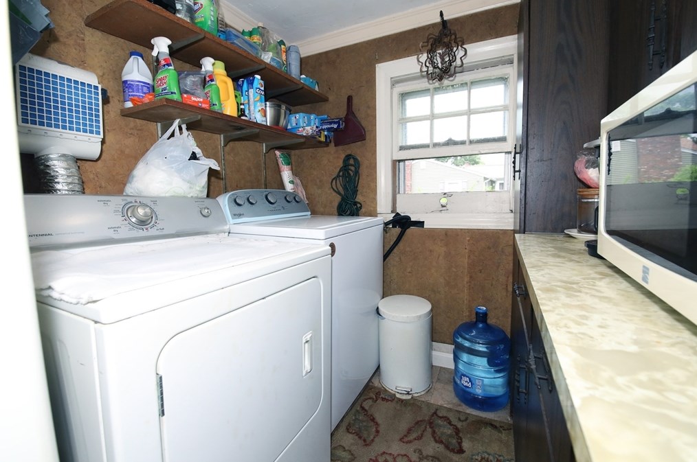 55 Brigham Pl, Whitman MA 02382-2503 exterior