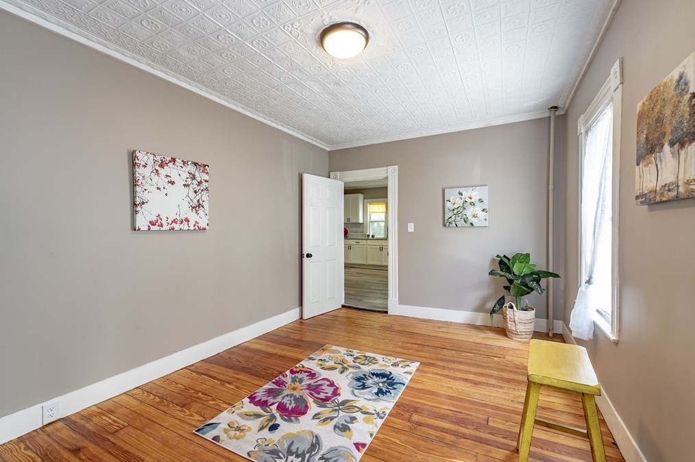 30 Beauchamp St, Springfield MA 01107-1315 exterior