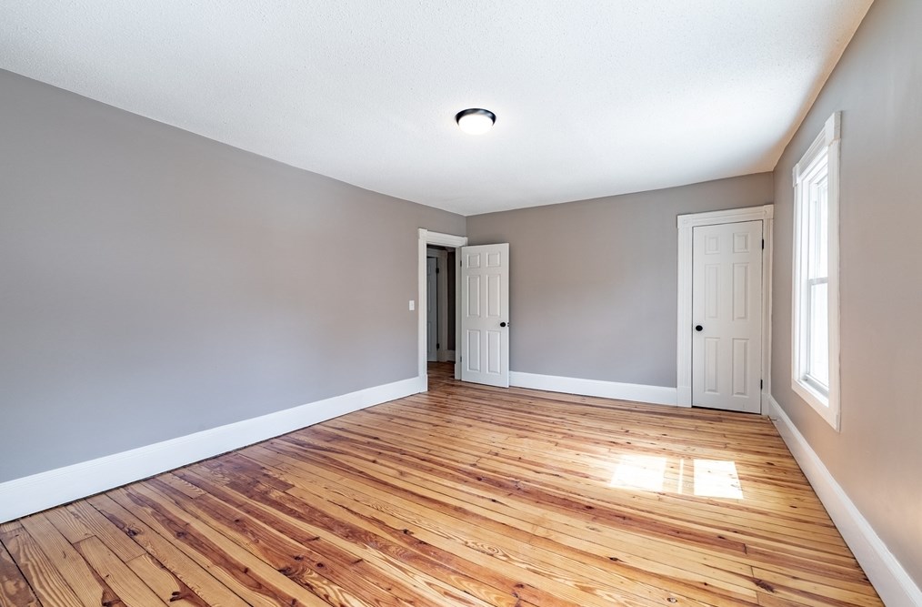 30 Beauchamp St, Springfield MA 01107-1315 exterior