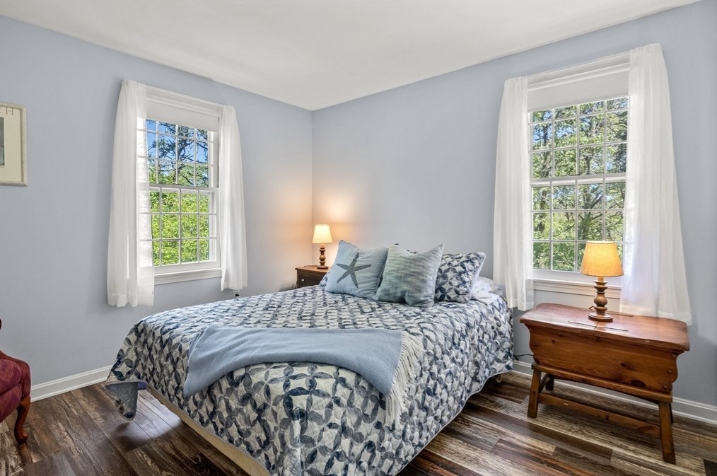 50 Monomoit Ln, Chatham MA 02633-2945 exterior