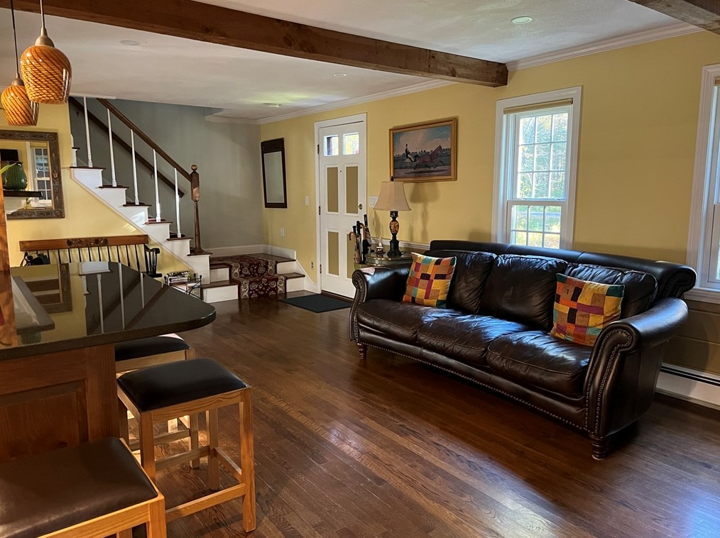 21 Rowley Bridge Rd, Topsfield MA 01983-2001 exterior