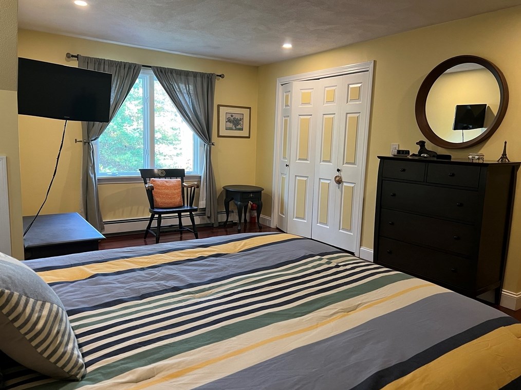 21 Rowley Bridge Rd, Topsfield MA 01983-2001 exterior