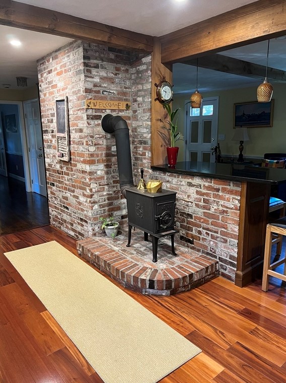 21 Rowley Bridge Rd, Topsfield MA 01983-2001 exterior