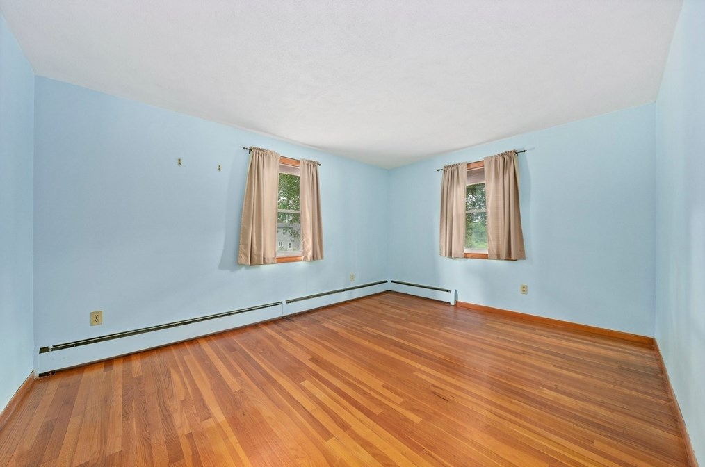 165 Lisle St, Braintree MA 02184-5024 exterior