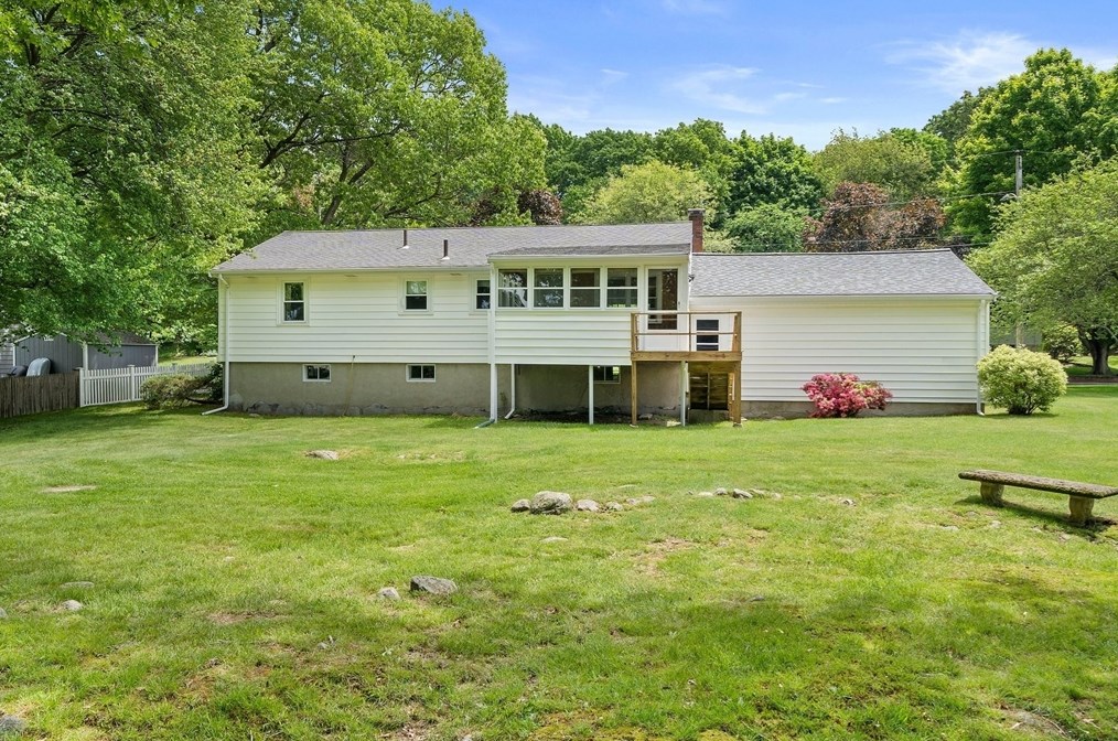 165 Lisle St, Braintree MA 02184-5024 exterior