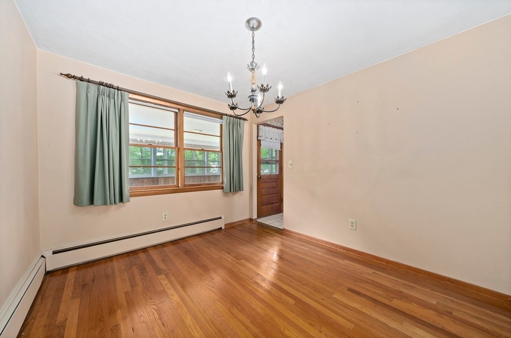 165 Lisle St, Braintree MA 02184-5024 exterior