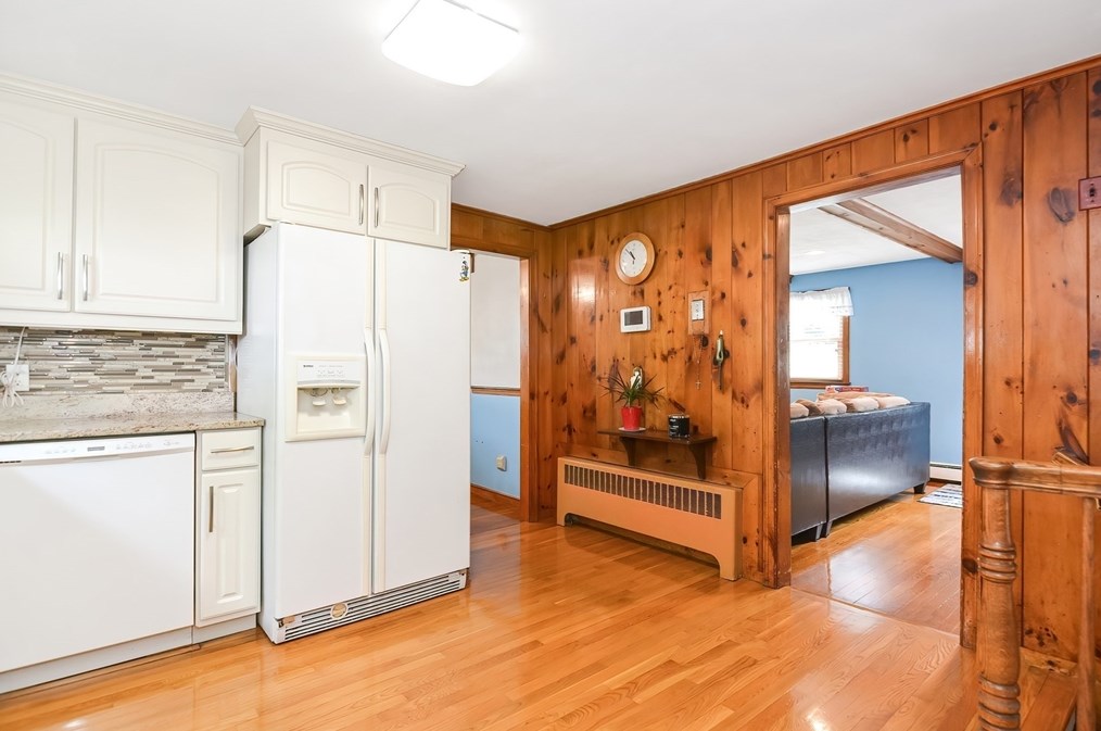 122 Washington St, Woburn MA  01801-4661 exterior