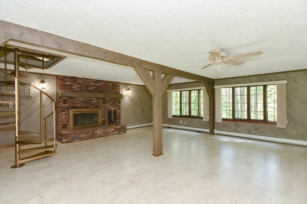 241 Prospect St, Franklin MA 02038-3405 exterior