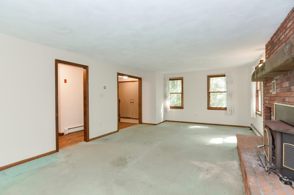 241 Prospect St, Franklin MA 02038-3405 exterior