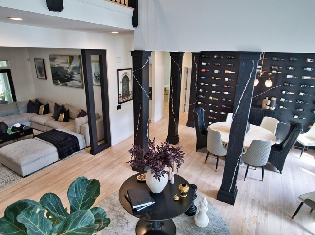 1274 Old Fall Riv Rd, Dartmouth MA 02747-1158 exterior