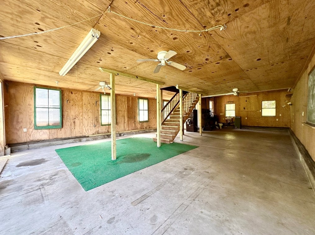 515 Loomis St, Montgomery MA 01085-3965 exterior