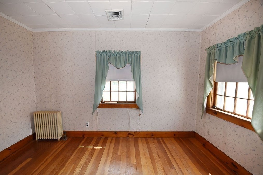 106 High St, Whitman MA 02382-1134 exterior