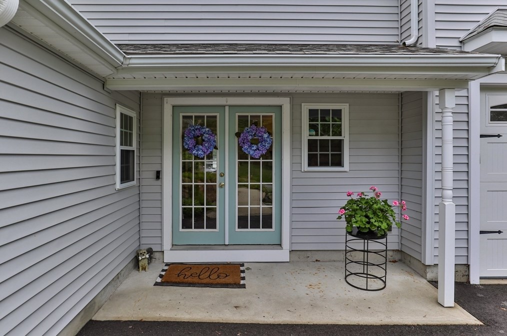 36 Chershire Ave, New Bedford MA 02743-2512 exterior