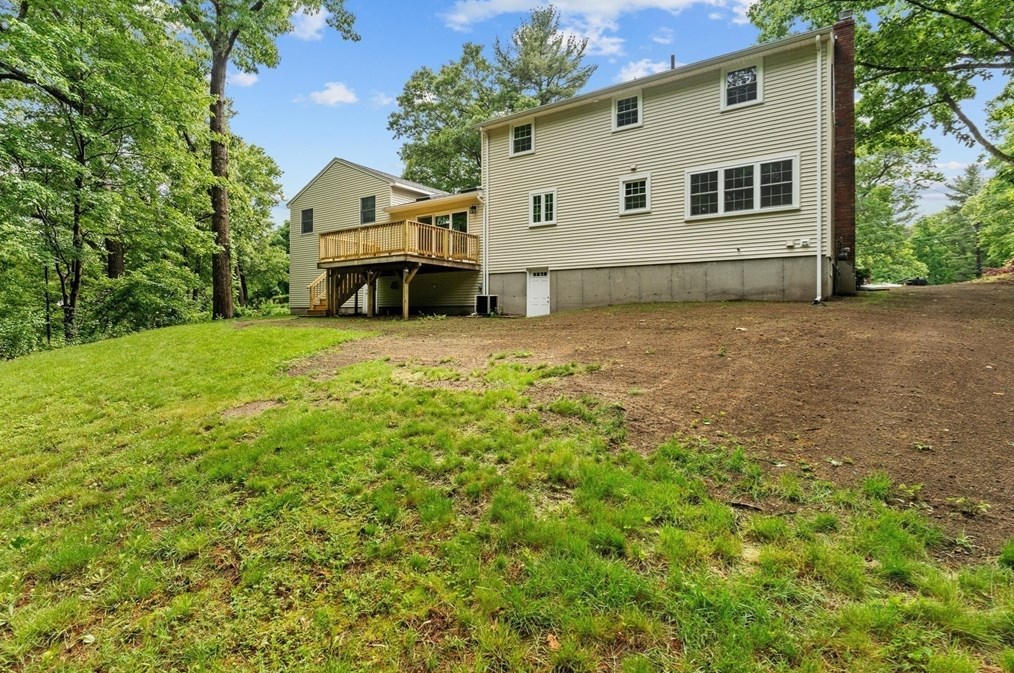 21 Babicz Rd, Tewksbury MA 01876-2501 exterior