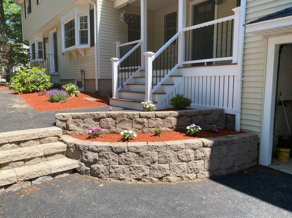 21 Babicz Rd, Tewksbury MA 01876-2501 exterior