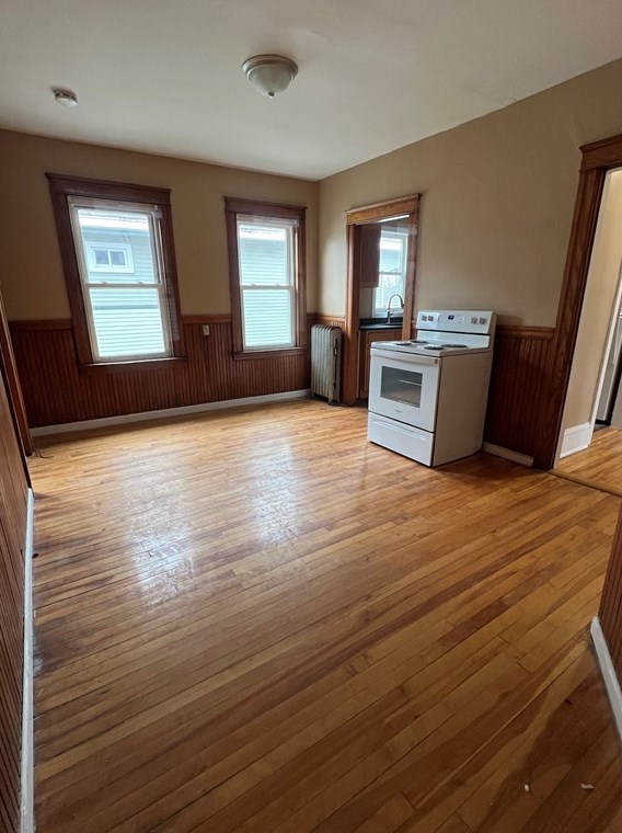 4 Lucian St, Worcester MA  01603-2411 exterior