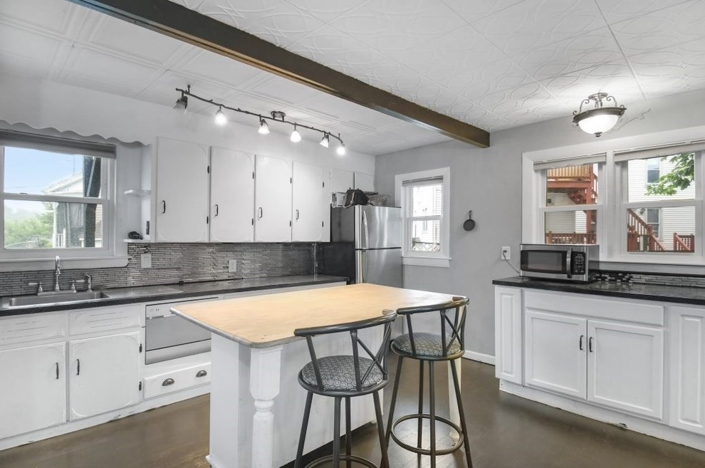 10 Short St, Leominster MA 01453 exterior