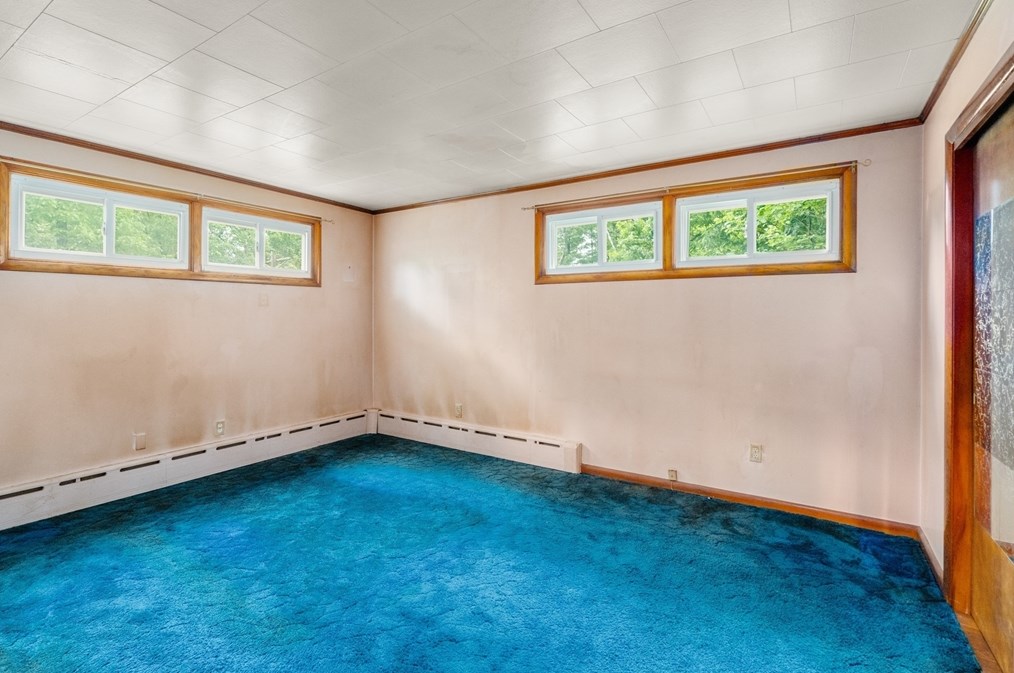 110 Leland Hl Rd, Sutton MA 01590-2913 exterior