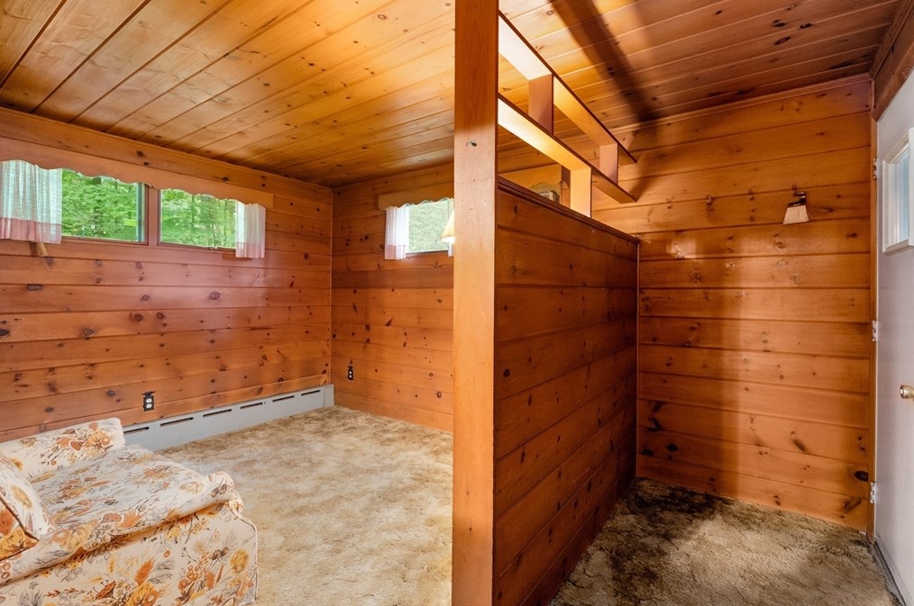 110 Leland Hl Rd, Sutton MA 01590-2913 exterior