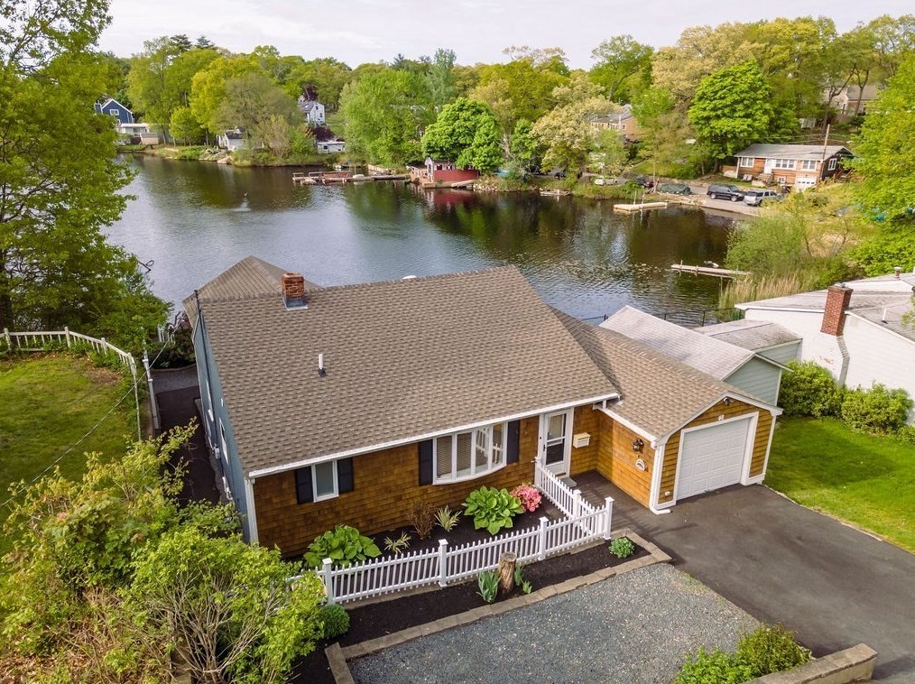 48 Morningside Path, Weymouth MA  02189-1920 exterior