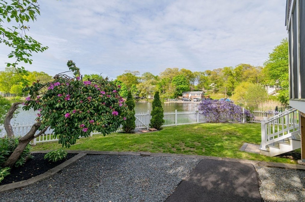 48 Morningside Path, Weymouth MA  02189-1920 exterior