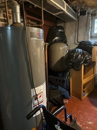 2303 Turnpike St, North Andover MA 01845-5813 exterior