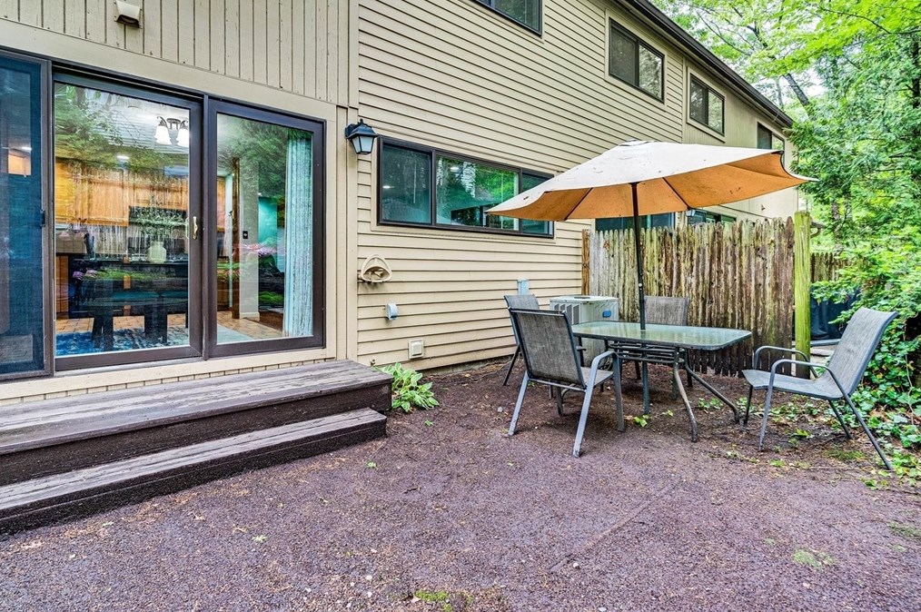 74 Meeting House Path, Ashland MA  01721-2347 exterior